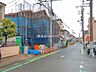 外観：前面道路含む現地