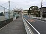 周辺：川口市立中居小学校まで約720m