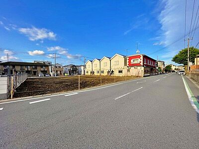 外観:2路線利用可・JR武蔵野線&埼玉高速鉄道「東川口」駅徒歩18分。ゆとりと利便性が交差する、心地よい暮らし。 外観:2路線利用可・JR武蔵野線&埼玉高速鉄道「東川口」駅徒歩18分。ゆとりと利便性が交差する、心地よい暮らし。