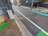 外観：前面道路含む現地