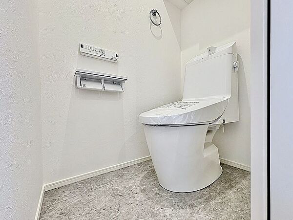 トイレを拡大表示