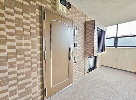 角部屋の為、人通りも少なく静かにお過ごしいただけます。
