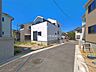 外観：前面道路含む現地