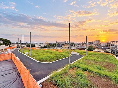 外観:~大宮を望む邸宅地~大宮区に限りなく近い見沼区の高台に佇む邸宅用地。大宮を望む高台に自由にご家族の思いを描く。大きな空と開けた開放感に包まれる全50区画の大型私邸街区の誕生です。 外観:~大宮を望む邸宅地~大宮区に限りなく近い見沼区の高台に佇む邸宅用地。大宮を望む高台に自由にご家族の思いを描く。大きな空と開けた開放感に包まれる全50区画の大型私邸街区の誕生です。