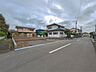 外観：前面道路含む現地
