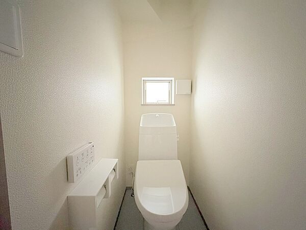 トイレを拡大表示