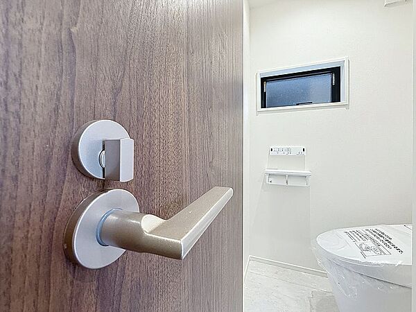 トイレを拡大表示