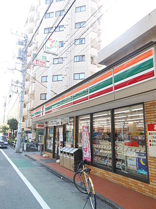 セブンイレブン...