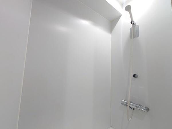 浴室を拡大表示