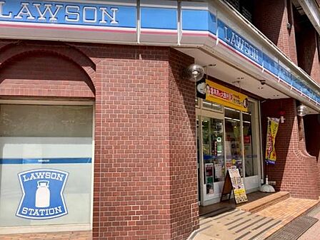 ローソン芝浦4丁目店まで7m