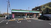 ファミリーマート市川入船店まで175m
