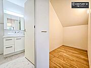 住空間をすっきり使うためには必須ポイントの収納スペースですよね。是非現地でご確認ください！