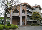 富里市立富里北中学校まで680m