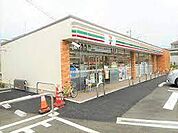 セブンイレブン船橋芝山6丁目店まで844m