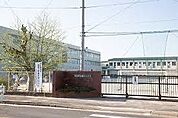 市川市立国分小学校まで727m