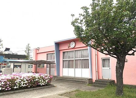 千葉さざなみ幼稚園まで688m