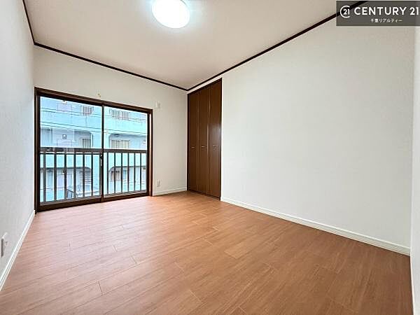 寝室を拡大表示