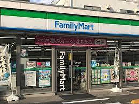 ファミリーマート市川二俣店まで487m