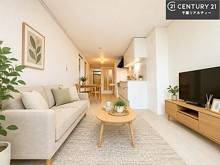 家具はCGパースです。心地良いリビングは家族が自然と集まります。家族団欒の時間が増えそうです。ご家族と、より一層充実した時間を過ごせそうですね。