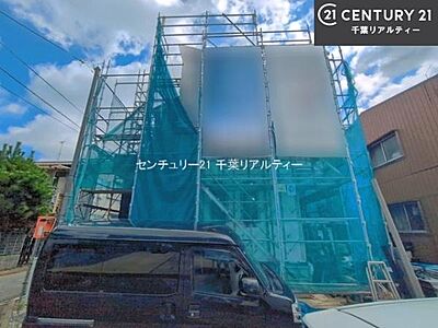 外観：建設中です！施工例のご見学できます！周辺環境や他物件もまとめてご案内可能です！不動産の事ならどんな事でもお気軽にご相談ください。