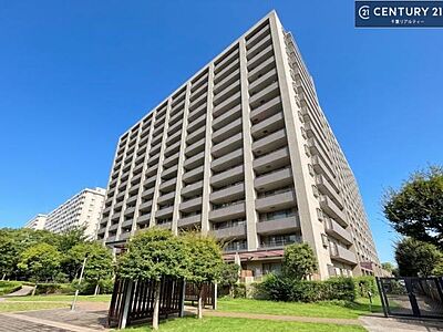 外観:リフォーム済です!連絡いただければ、ご見学ができますのでお気軽にお問い合わせください。ご要望にあわせて、希望のお家を必ず探します! 外観:リフォーム済です!連絡いただければ、ご見学ができますのでお気軽にお問い合わせください。ご要望にあわせて、希望のお家を必ず探します!