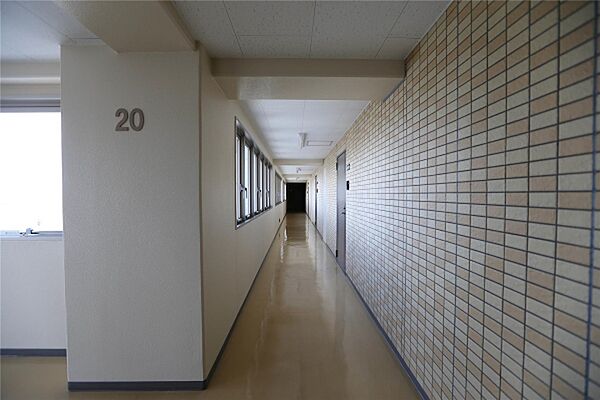 画像13:各階廊下