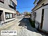 その他：車通りが少ない住環境で子育て世代にも安心です周辺には住宅が立ち並ぶ静かなエリアとなっています