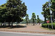 富士見中央近隣公園まで666m