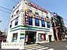 周辺：ファミリーマート坂戸駅北口店まで404m