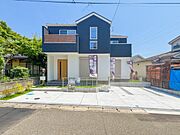 ～類似外観同仕様写真～  ※取引する建物とは、外壁、屋根、開口部の位置、形状等が異なります。