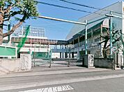 横浜市立万騎が原中学校まで700m、横浜市立万騎が原中学校