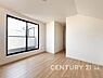 その他：～類似内装同仕様写真～  ※取引する建物とは、デザイン、色彩、開口部の位置、形状等が異なります。