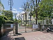 横浜市立鶴ヶ峯小学校まで550m、横浜市立鶴ヶ峯小学校