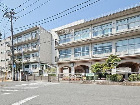 横浜市立老松中学校まで1500m、横浜市立老松中学校