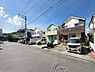 その他：カースペース2台完備しています。前面道路とフラットなカースペースなので、ストレスなく駐車していただけます。