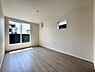 寝室：2026年8月24日撮影♪シンプルですっきりとした室内は飽きのこない居心地の良い雰囲気。自分好みの空間を創り上げてください♪