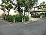 周辺：相沢南公園まで348m、瀬谷駅南口から徒歩6分の住宅街にある小さな公園です。