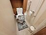 トイレ：温水洗浄機能付きトイレです！