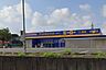 周辺：ディスカウントスーパーヒーロー土浦店まで800m、地域に根ざしたスーパー。新鮮な食材や日用品が手頃な価格で揃います。