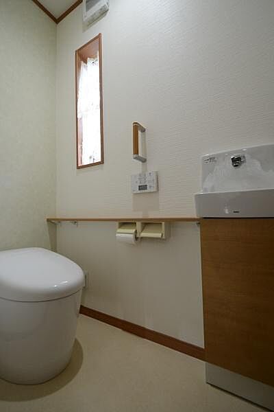 トイレを拡大表示