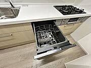 便利な食洗器付きです！