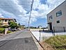 その他：前面道路は車通りも少なく落ち着いた暮らしが出来ます。