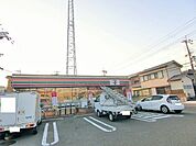 セブンイレブン和歌山楠見中店まで439m