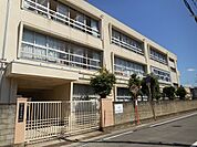 和歌山市立高松小学校まで110m