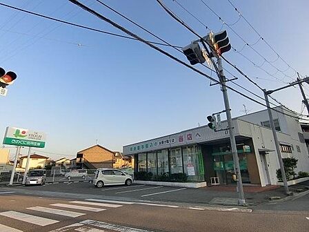きのくに信用金庫楠見支店まで500m