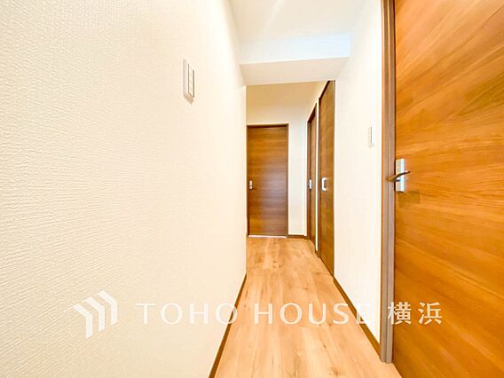 清潔感漂う廊下...