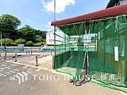 【ごみ置き場】　共同ごみ置き場。管理体制の行き届いた共同ごみ置き場はいつもきれいにされています。
