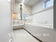 快適な使い心地とゆとりある空間が1日の疲れを解きほぐすバスルーム。