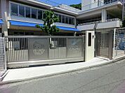 中村愛児園　500m　近隣の園外散歩で四季折々の自然に触れ合います。自園調理の美味しい給食制です。 