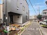 玄関：お住まいの顔となる玄関。住まう方のプライドを満たすクオリティを備えています。 